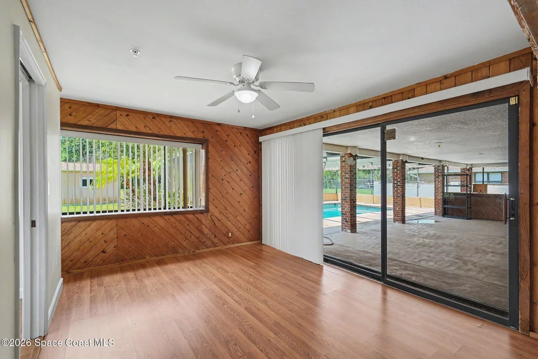 Photo of 4457 Parkway Drive