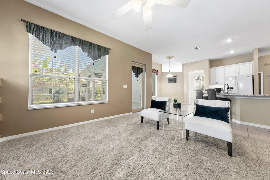 Photo of 6037 Arlington Circle