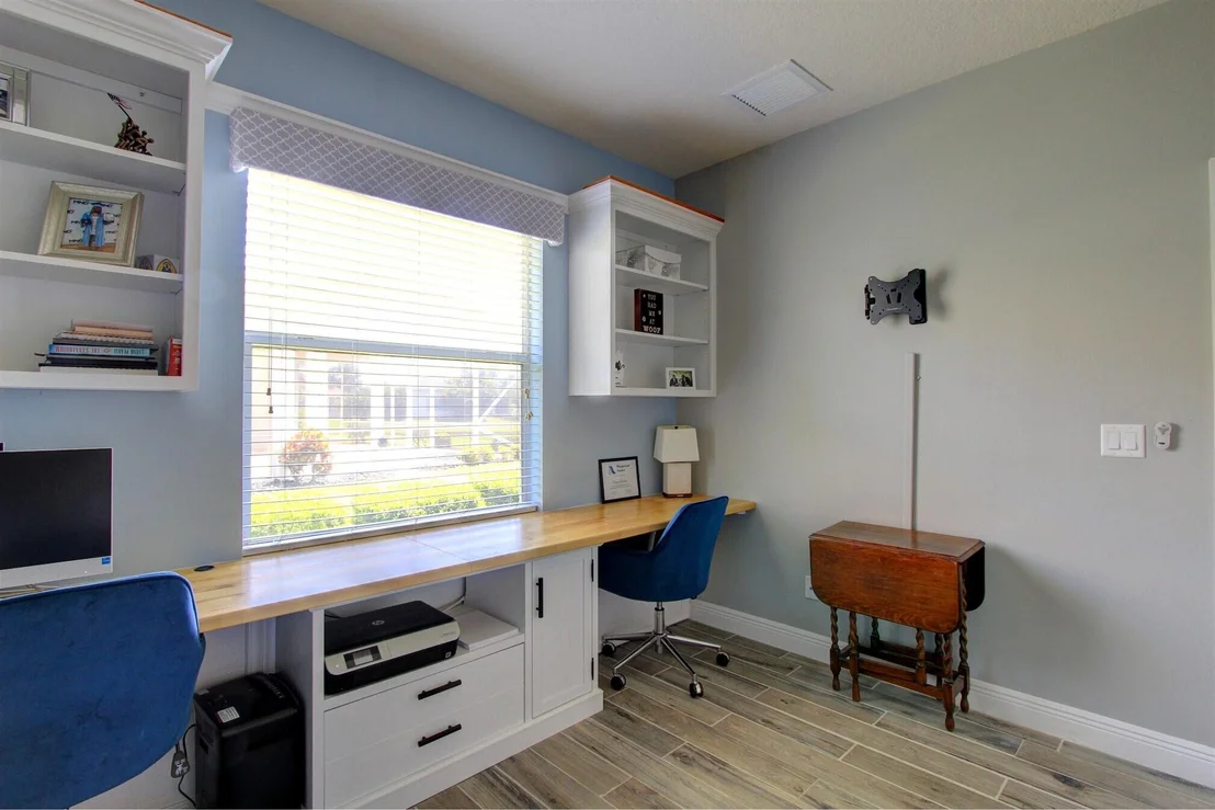 Photo of 1210 Starling Way