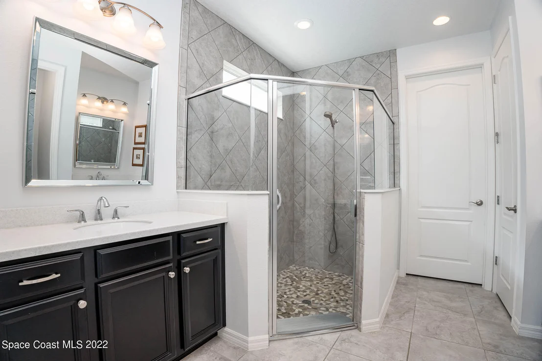 Photo of 2881 Casterton Drive