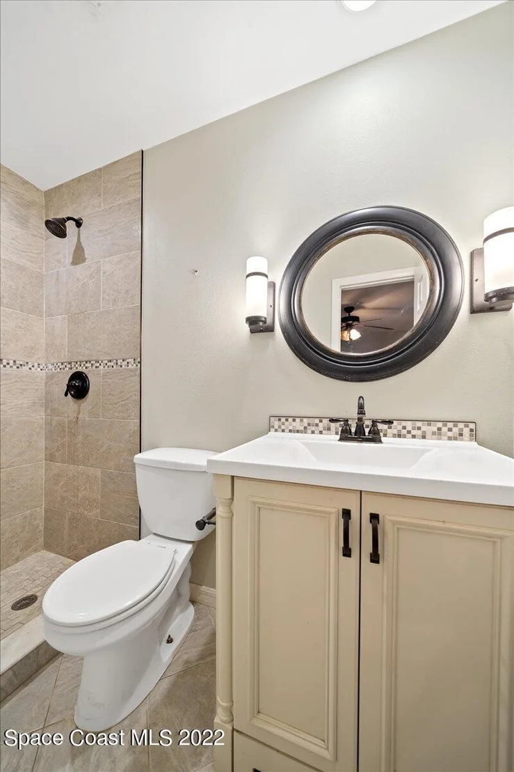 Photo of 668 Hampton Drive NE