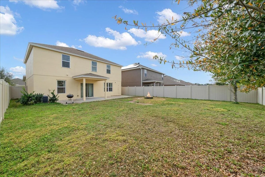 Photo of 2210 Mccormack
