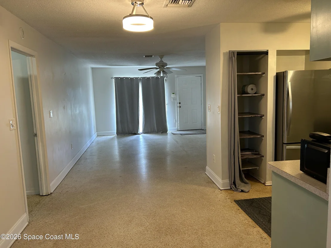 Photo of 858 Bianca Drive NE