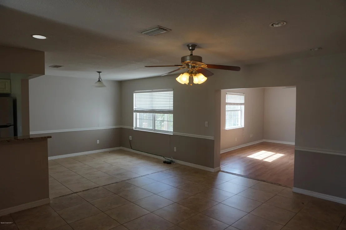 Photo of 1073 Basque Drive