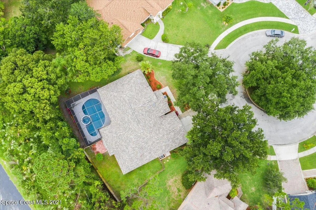 Photo of 772 Lake Drive