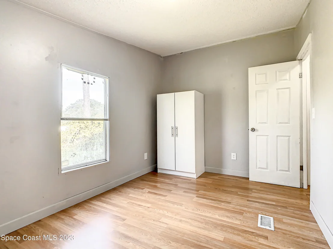 Photo of 9070 Mercury Drive