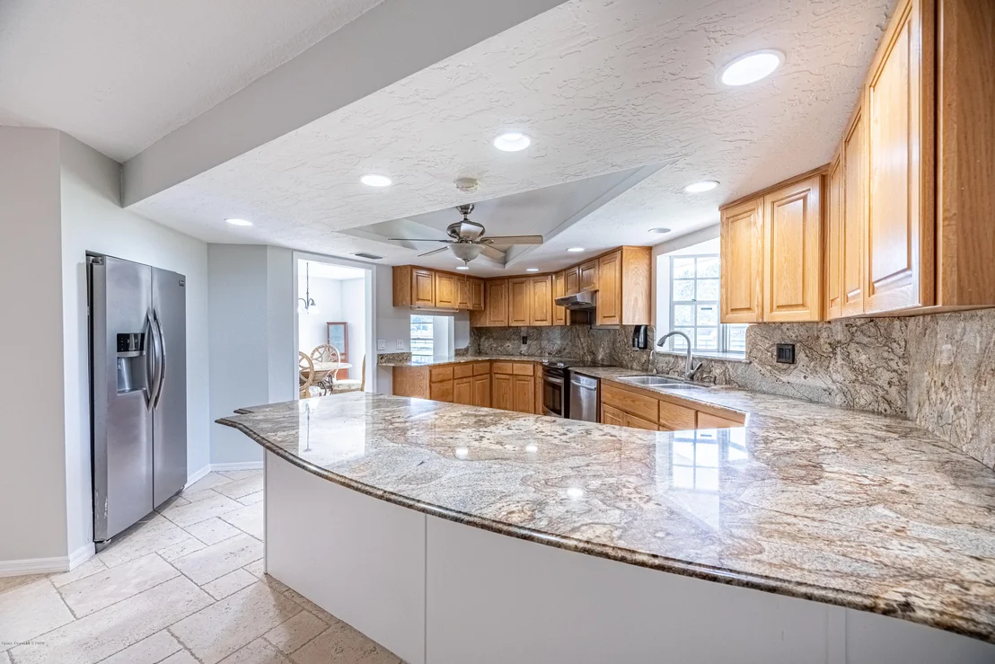 Photo of 4300 Pinewood Road