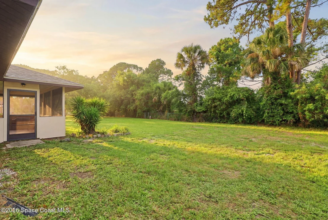 Photo of 5540 Carrick Road