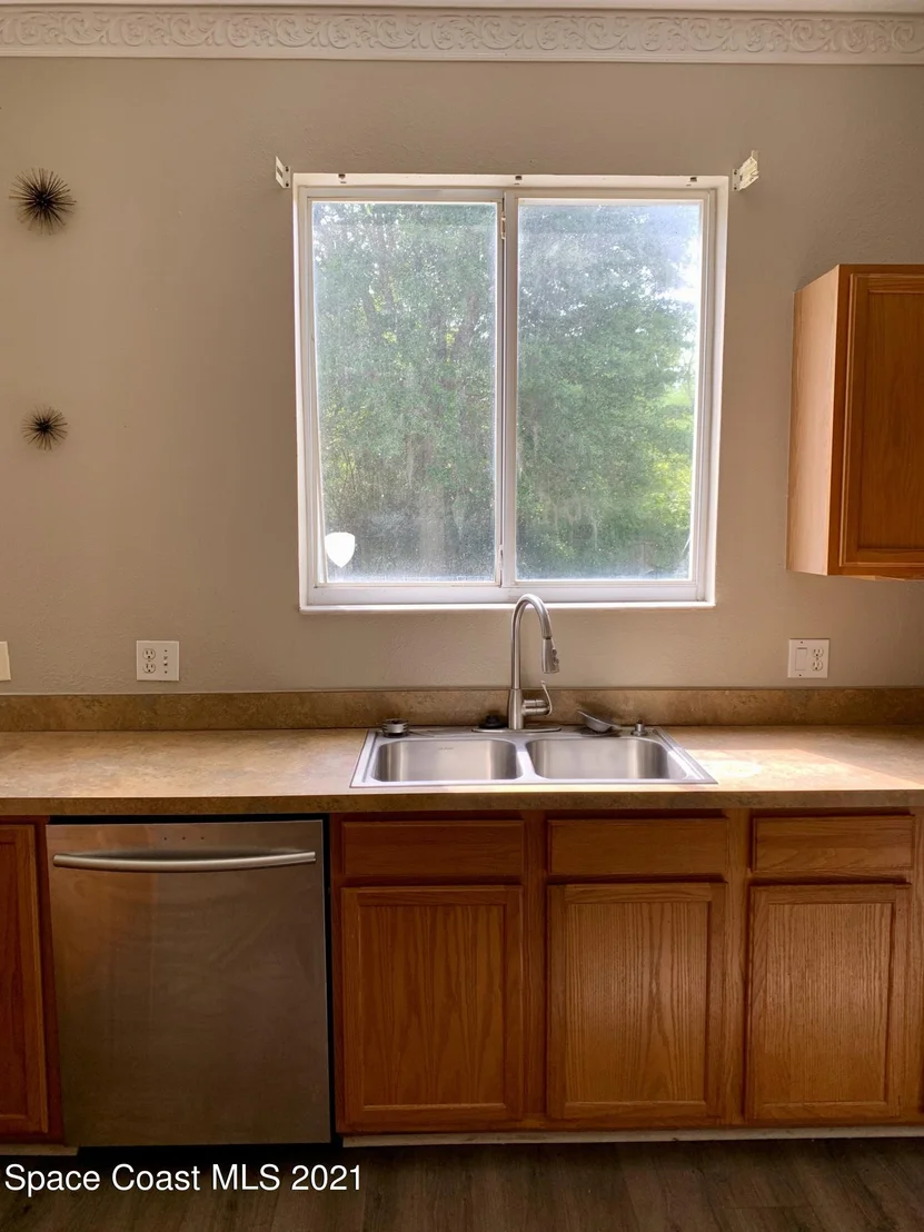 Photo of 2943 Lyndscape Street