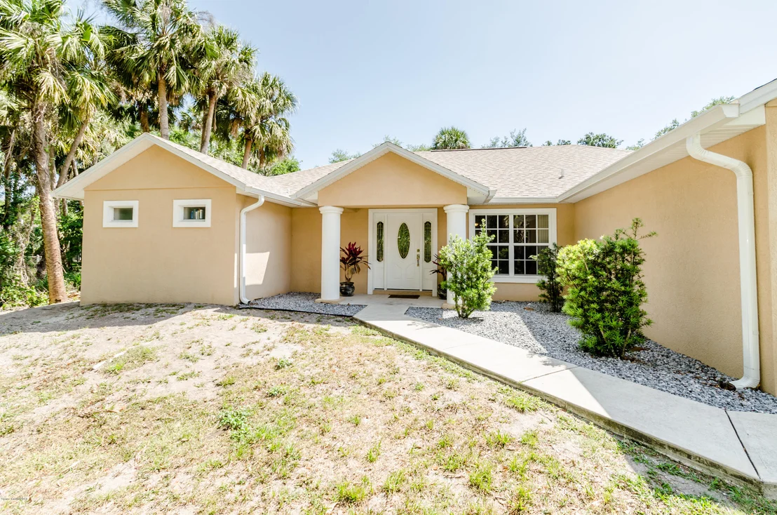 Photo of 1050 Gray Road