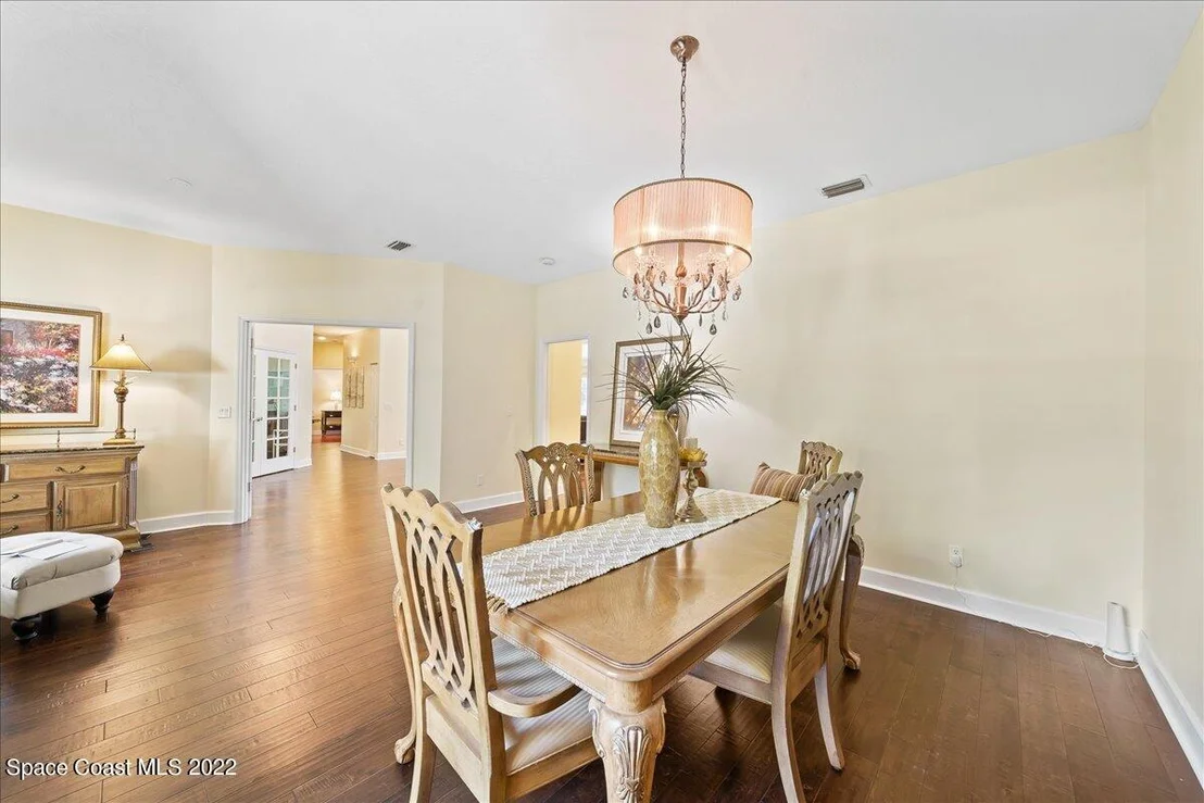 Photo of 7933 Timberlake Drive
