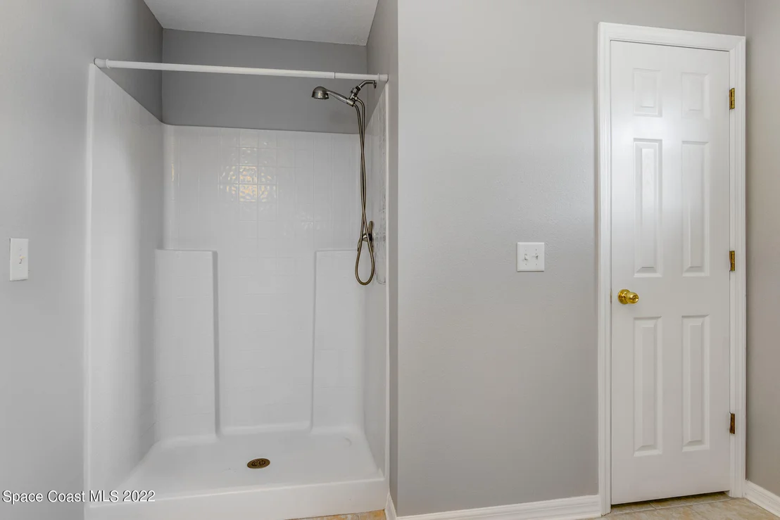 Photo of 1815 Dragon Road SE