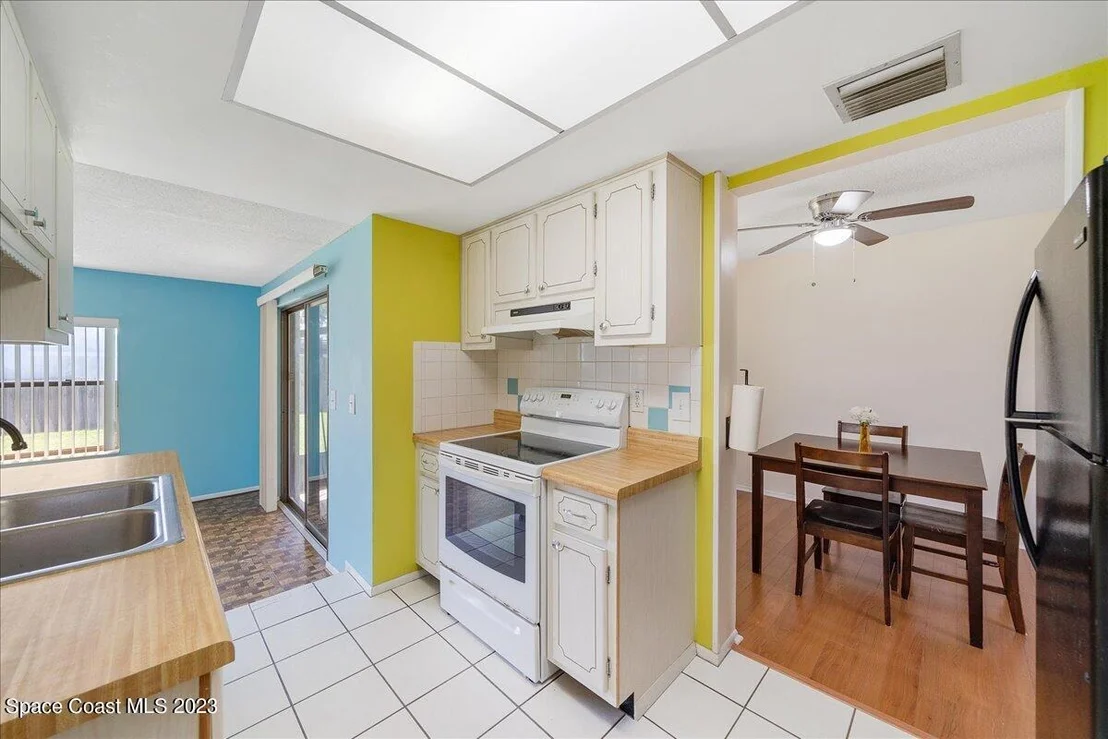 Photo of 533 Clarke Avenue
