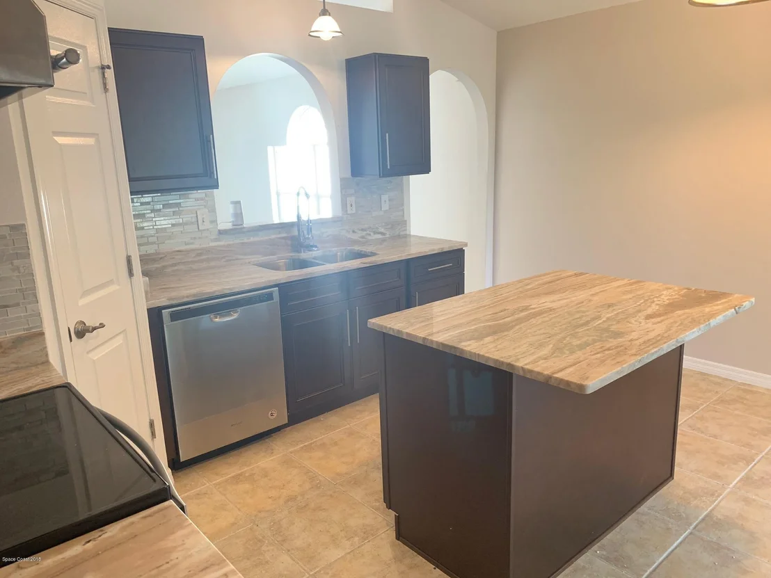 Photo of 2884 Maderia Circle