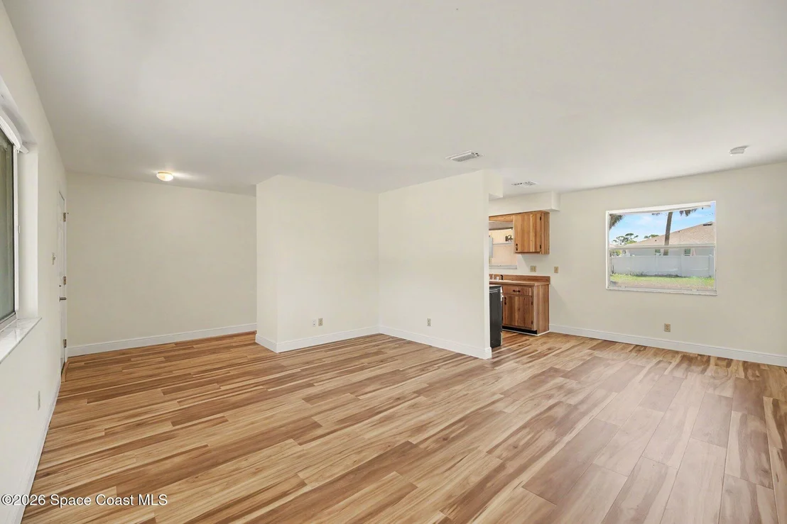 Photo of 952 Bayberry Lane