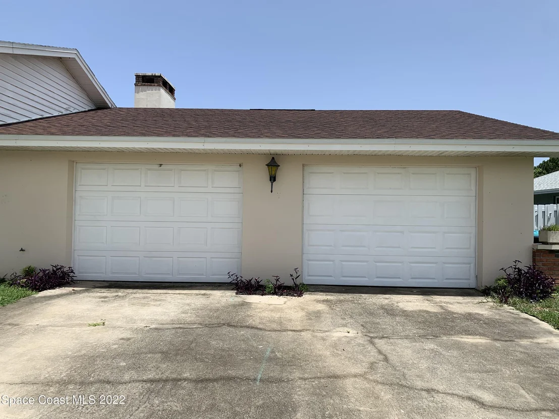Photo of 799 Pebble Beach Avenue NE