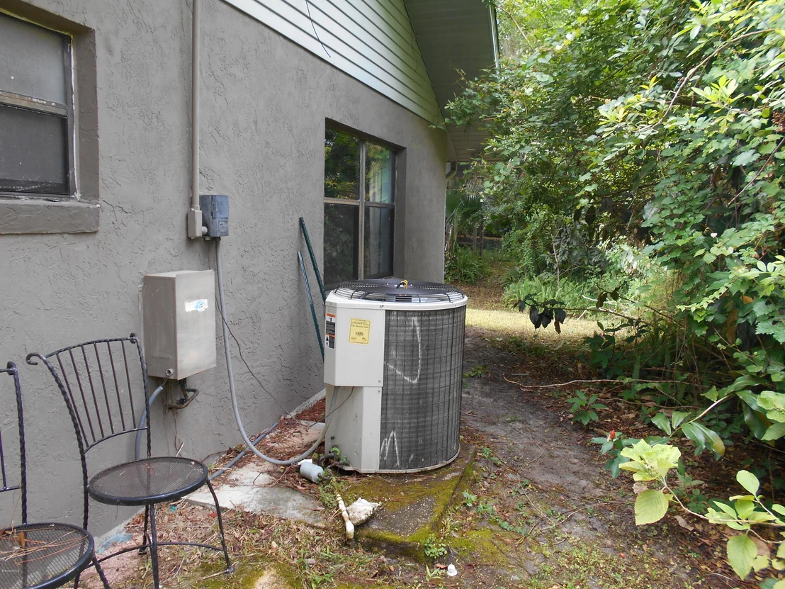 Photo of 8465 Henry Avenue