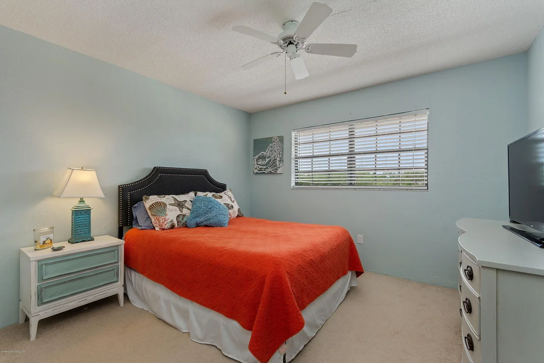 Photo of Unit 508 at 1025 Rockledge Drive