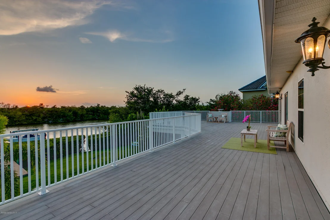 Photo of 298 Lanternback Island Drive