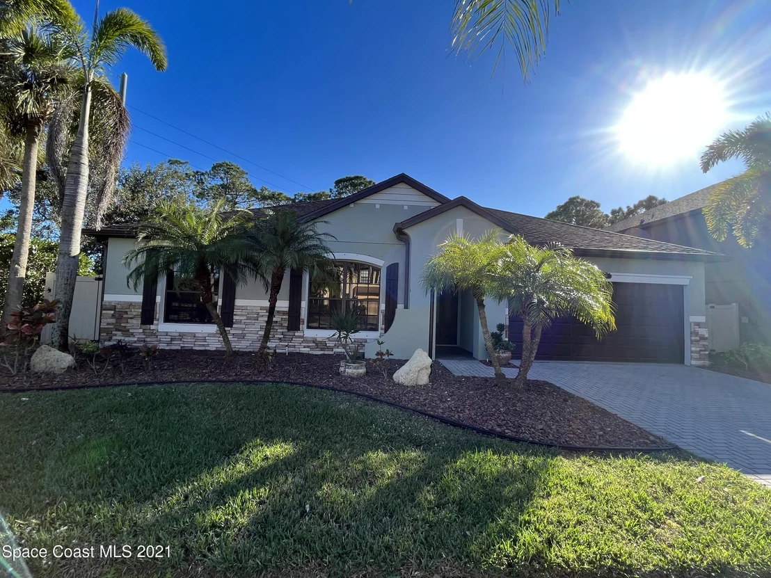 Photo of 1150 Talon Way