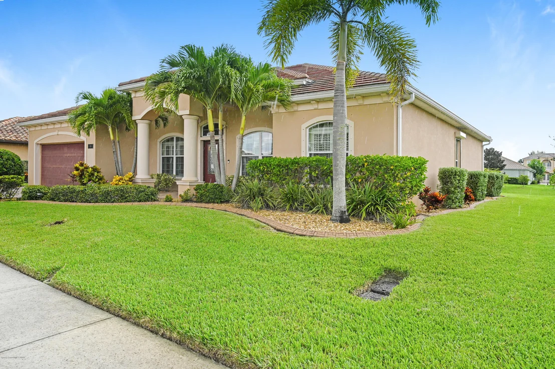 Photo of 1333 Tralee Bay Avenue