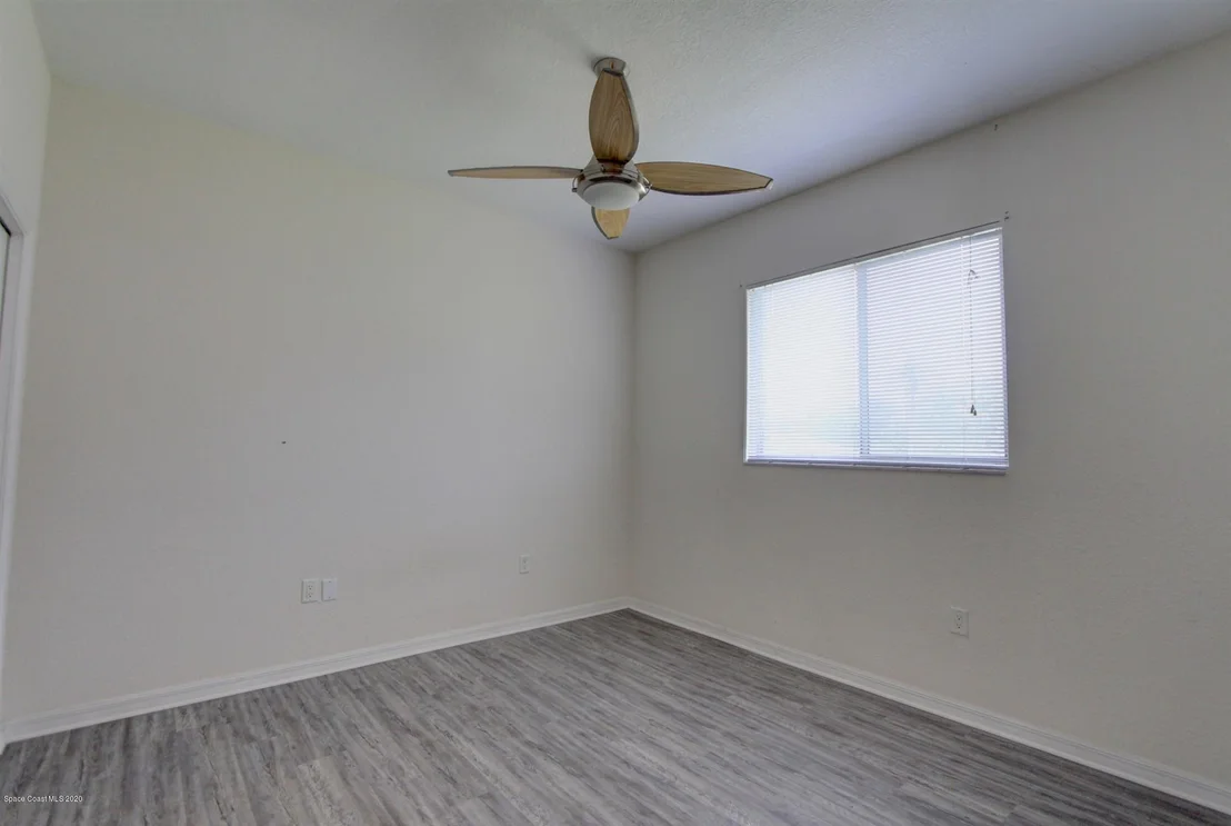 Photo of 1125 Brook Street NE