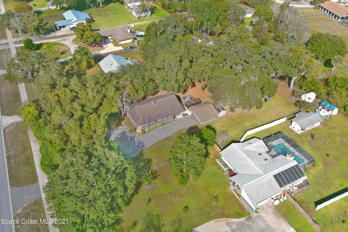 Photo of 1375 War Eagle Boulevard