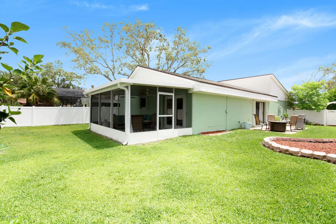 Photo of 412 Myrtlewood Road