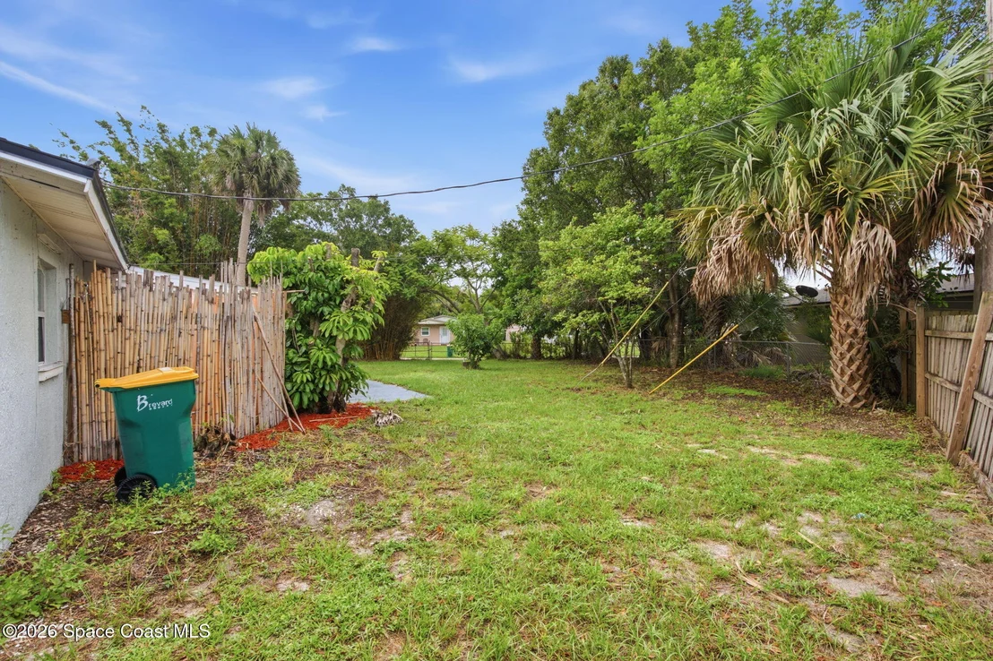 Photo of 2267 Robinhood Drive
