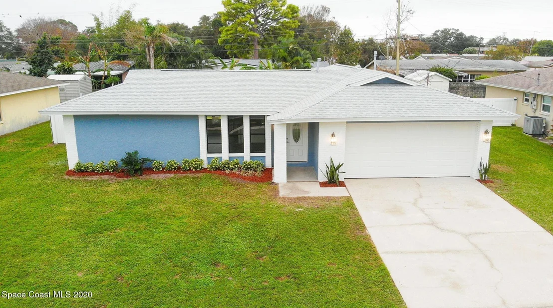 Photo of 987 Pineland Drive