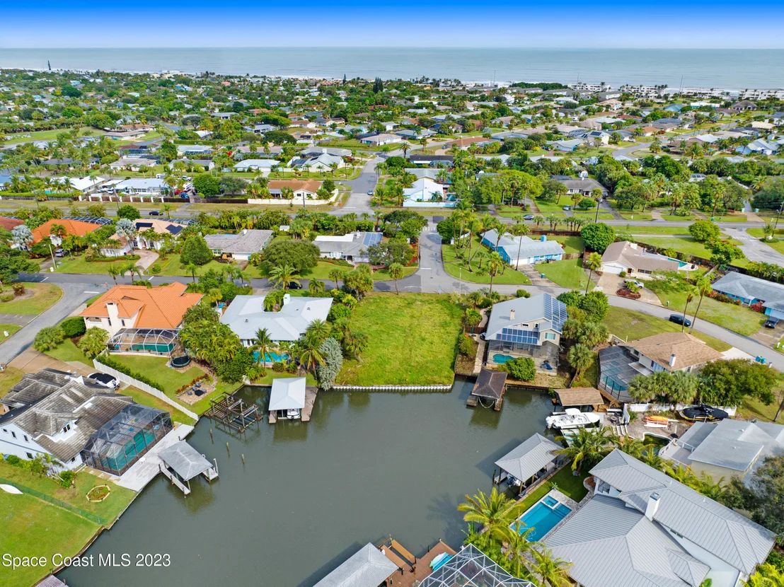 Photo of 394 River View Lane