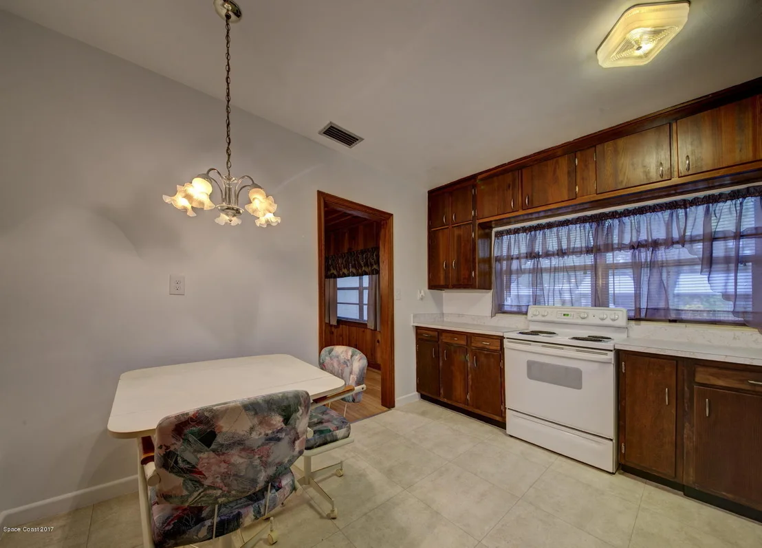Photo of 720 Seminole Drive