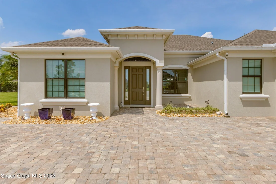 Photo of 7729 Kerrington Drive Drive