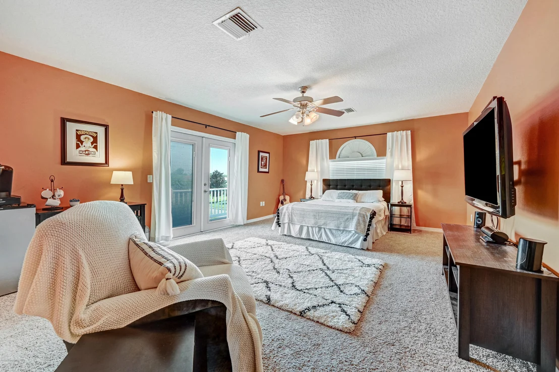 Photo of 120 Oyster Place
