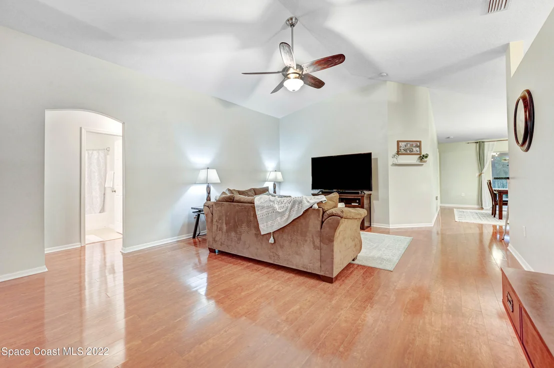 Photo of 1259 Corbett Lane