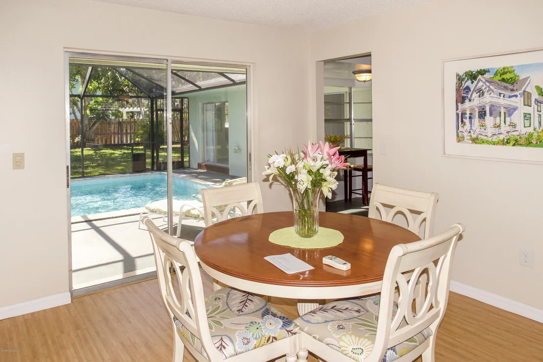 Photo of 607 Hibiscus