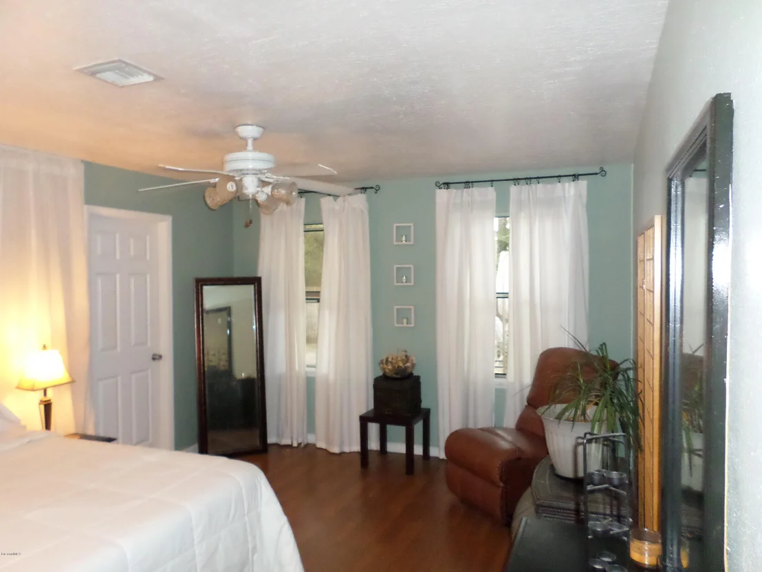 Photo of 7180 Freeport Road