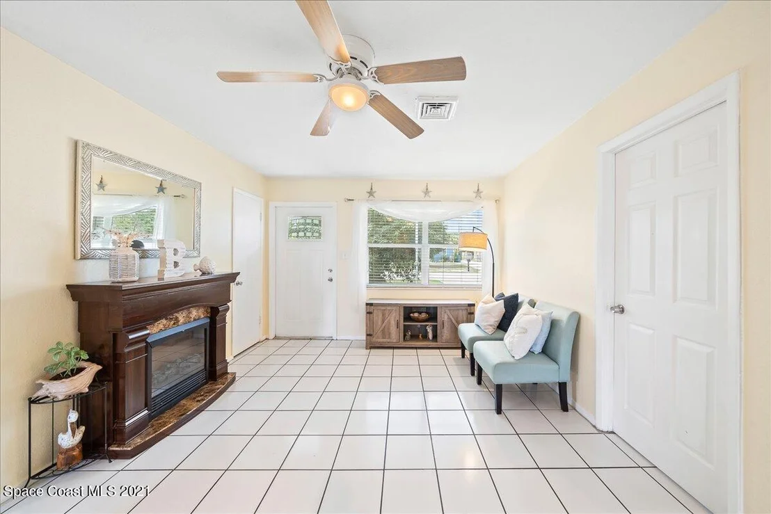 Photo of 1413 Rosemary Drive