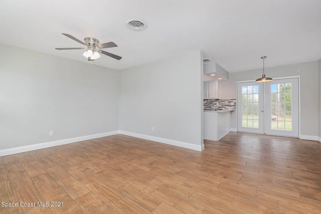 Photo of 2947 Shepard Drive