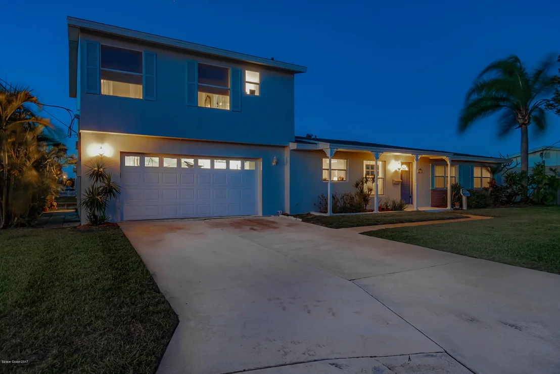 Photo of 485 Cardinal Drive