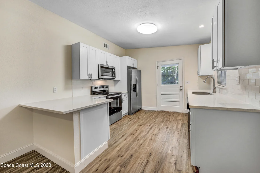 Photo of 5720 Travis Street