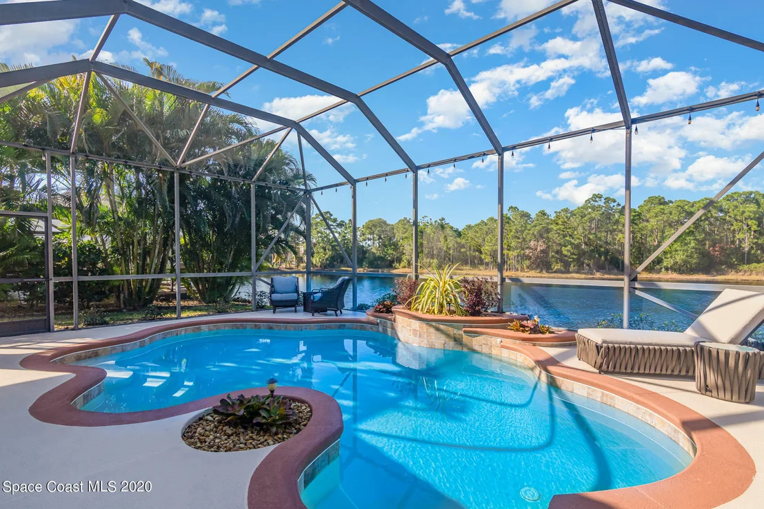 Photo of 1472 Tralee Bay Avenue