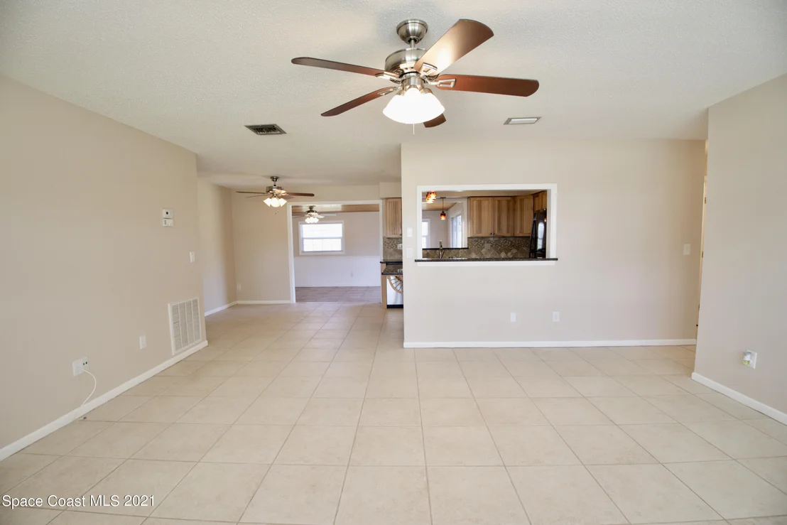 Photo of 918 Bermuda Avenue