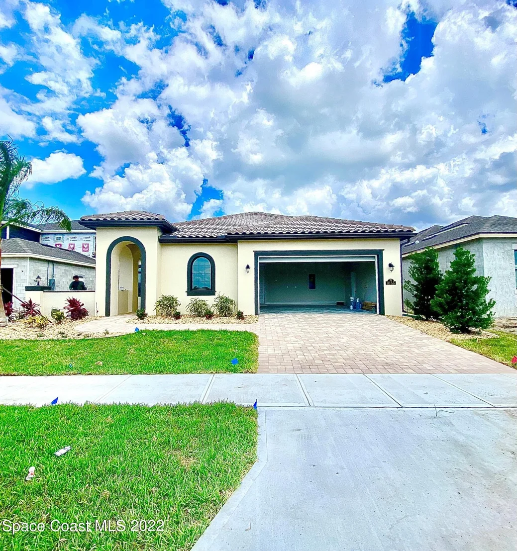 Photo of 8135 Lyside Drive