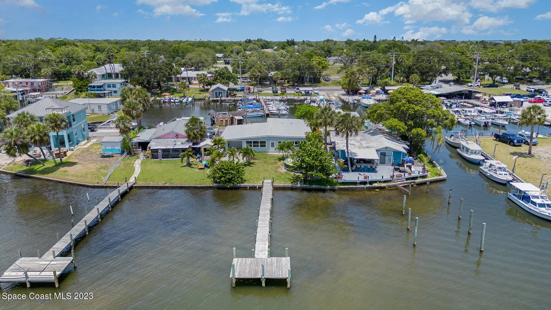 Photo of 3957 Canal Drive