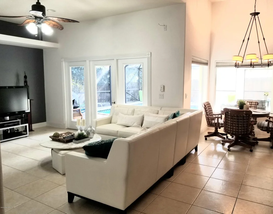 Photo of 336 Park Hill Boulevard
