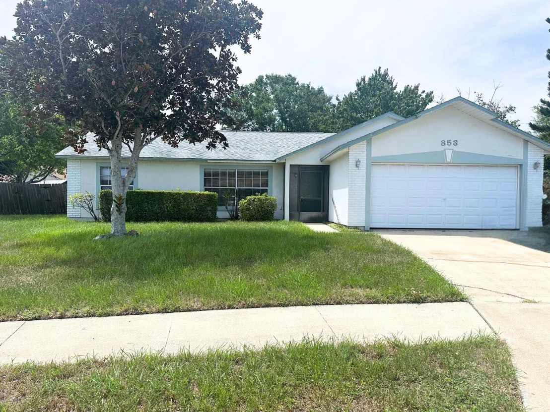 Photo of 853 Pine View Avenue