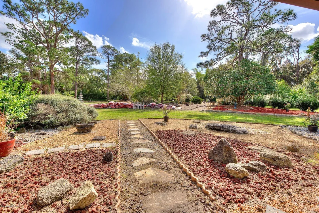 Photo of 8361 Sylvan Drive