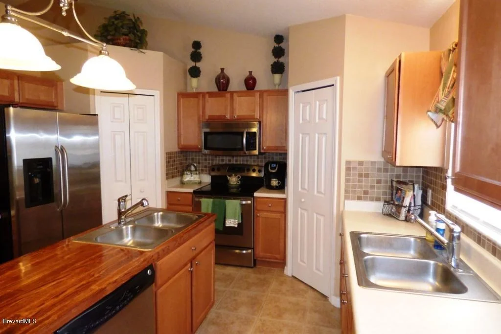 Photo of 930 SE Sable Circle
