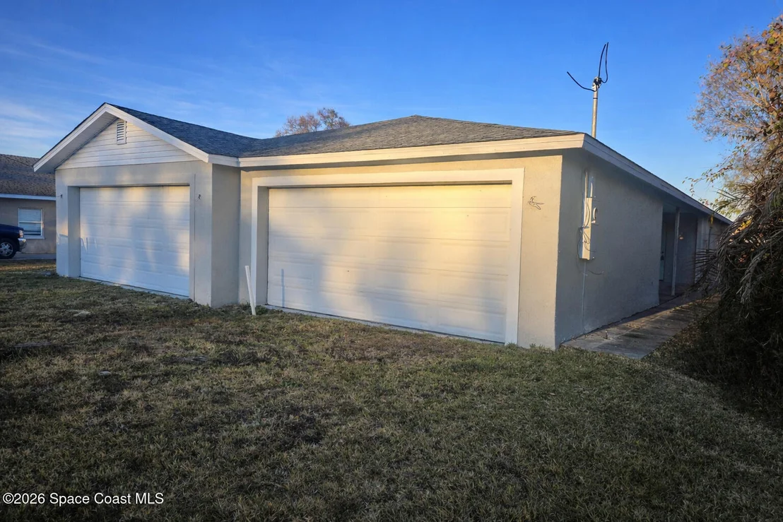 Photo of 2521 Pond Street